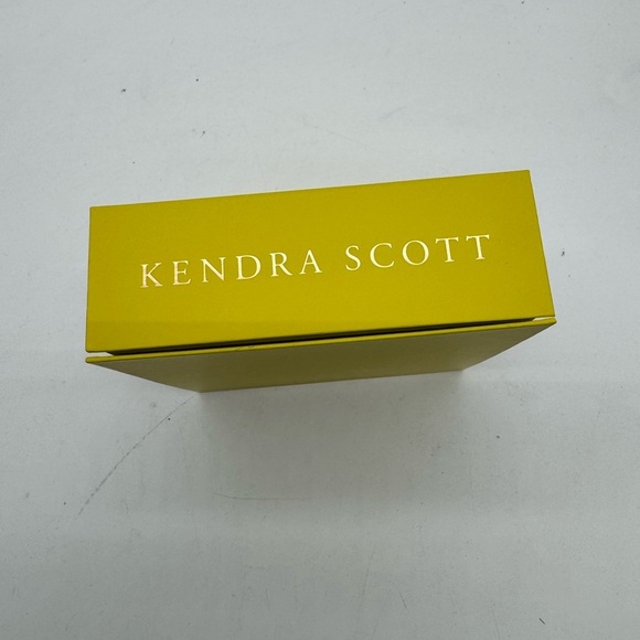 Kendra Scott Elisa Gold Multi Strand Necklace in white Drusy.  Retail $90 - Picture 5 of 5